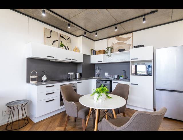 1 BEDROOM APARTMENT FOR SALE IN CENTURY CITY